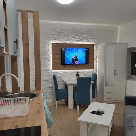 Harmony Suites Sajmiste المظهر الخارجي الصورة