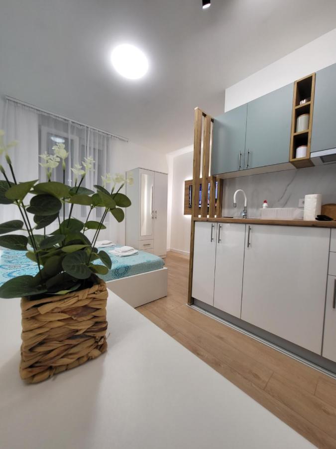 Harmony Suites Sajmiste المظهر الخارجي الصورة